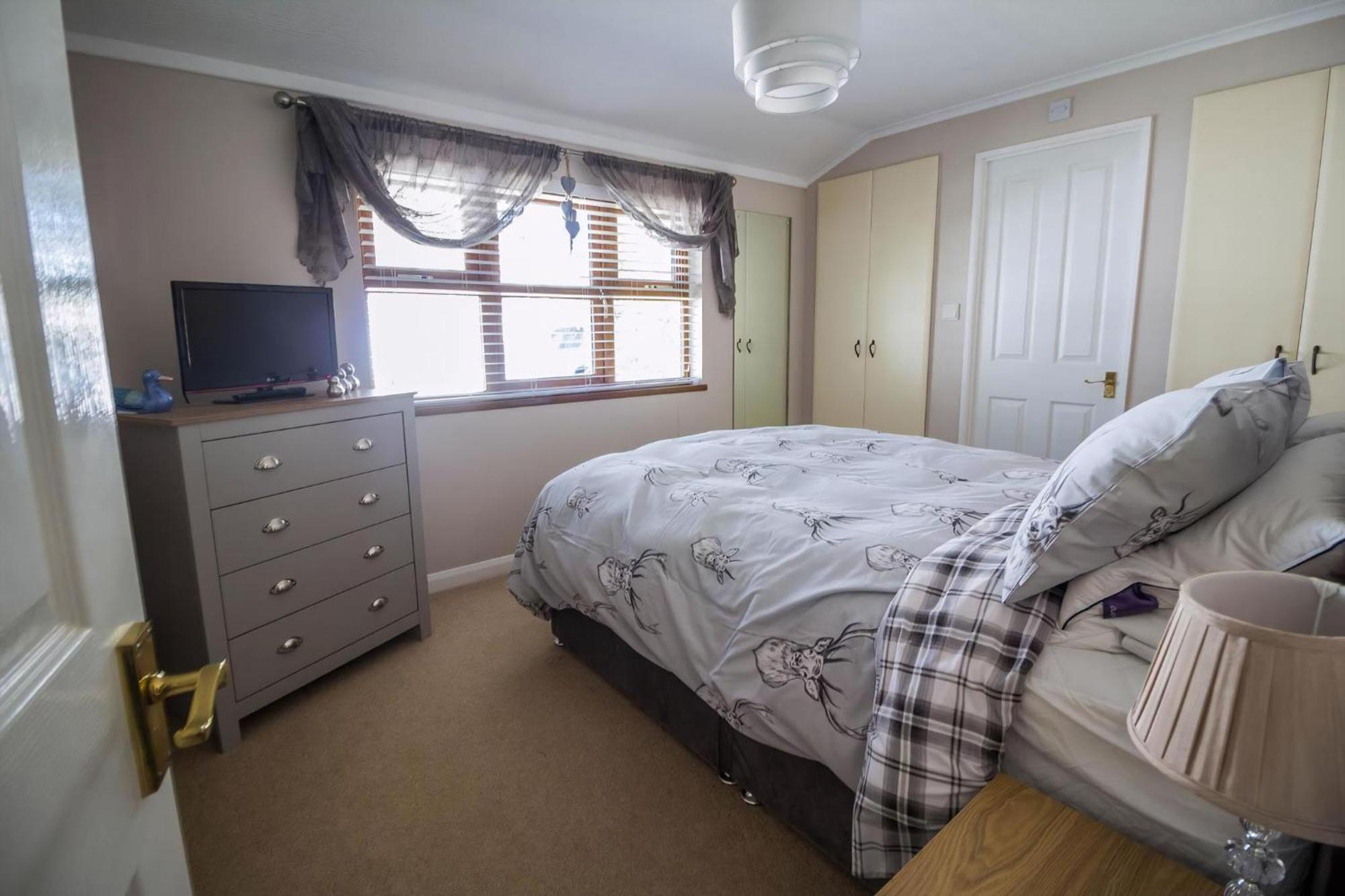 Stunning Lodge With Free Wifi For Hire At Carlton Meres In Suffolk Ref 60013M Саксмундхэм Экстерьер фото