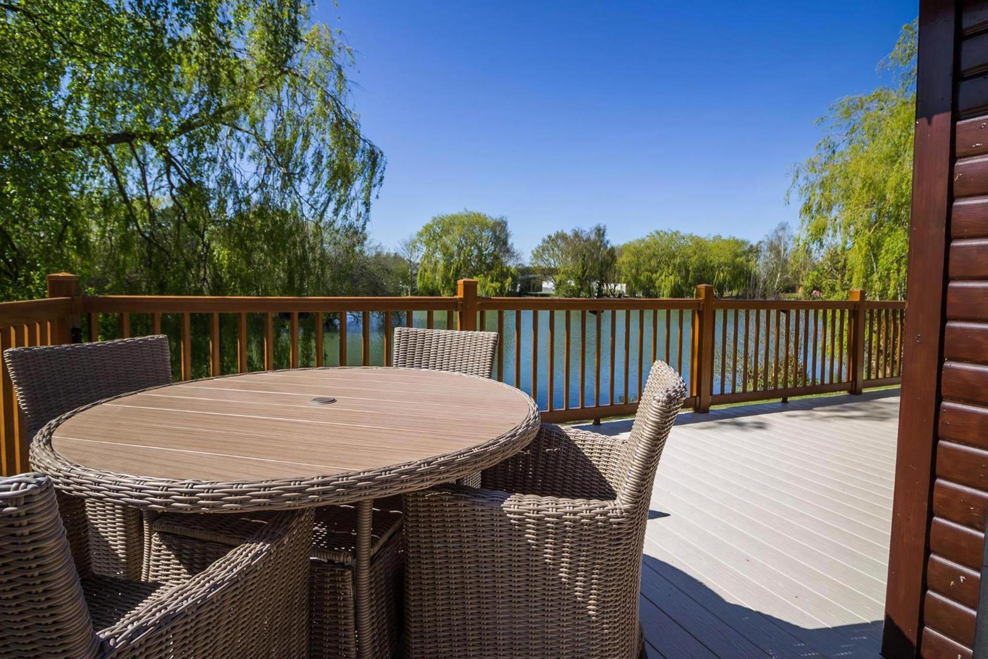 Stunning Lodge With Free Wifi For Hire At Carlton Meres In Suffolk Ref 60013M Саксмундхэм Экстерьер фото