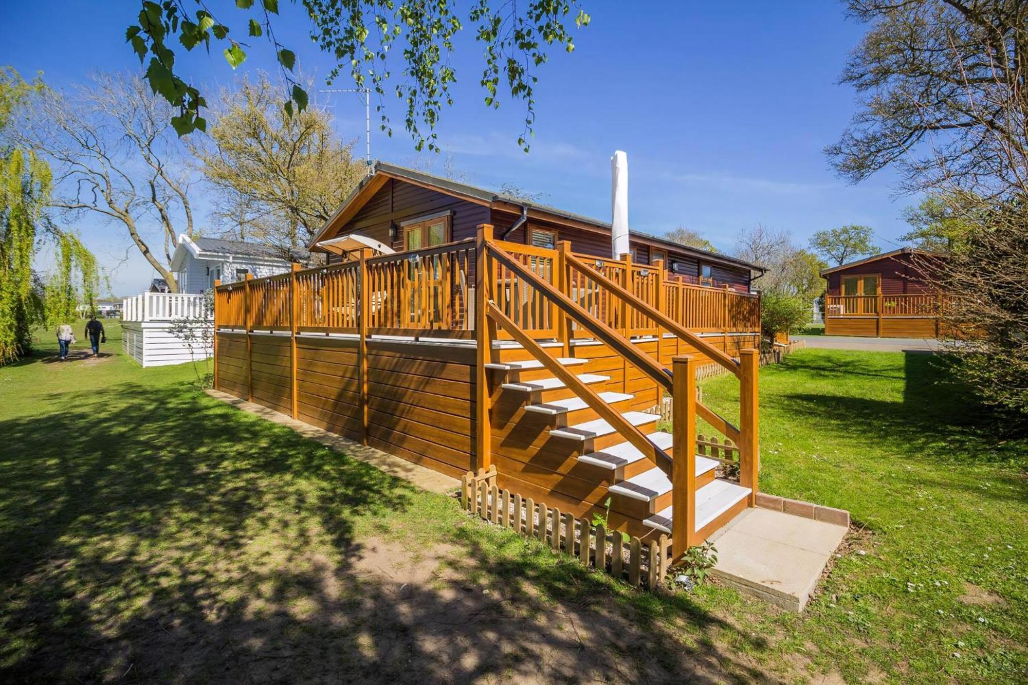 Stunning Lodge With Free Wifi For Hire At Carlton Meres In Suffolk Ref 60013M Саксмундхэм Экстерьер фото